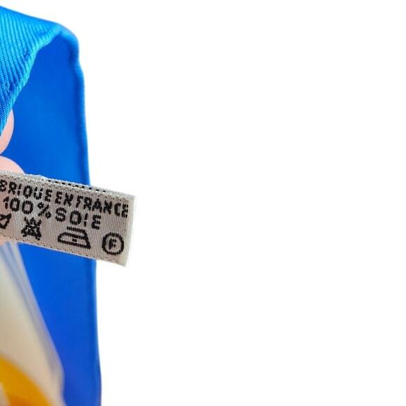 Hermès 1990s Les Sangles J.Metz Silk Scarf Equestrian France 35 in Carre 90 - Picture 3 of 10